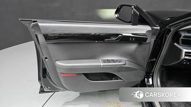 Hyundai Grandeur Hybrid (GN7) id 4578726 из Кореи 16