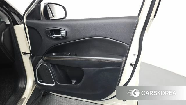 Jeep Compass 2nd Generation id 4882416 из Кореи 16