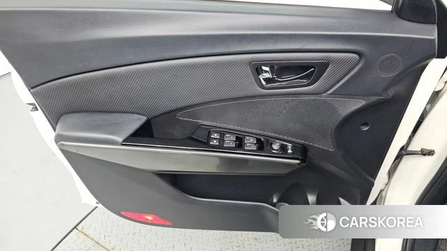 Ssangyong Berry New Tivoli id 4225247 из Кореи 16