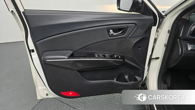Ssangyong Berry New Tivoli id 4746605 из Кореи 16