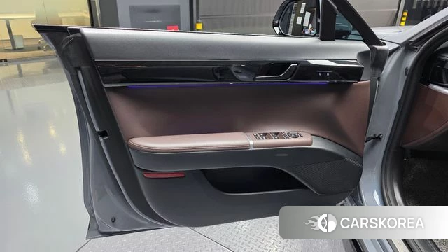 Hyundai Grandeur Hybrid (GN7) id 4854382 из Кореи 16