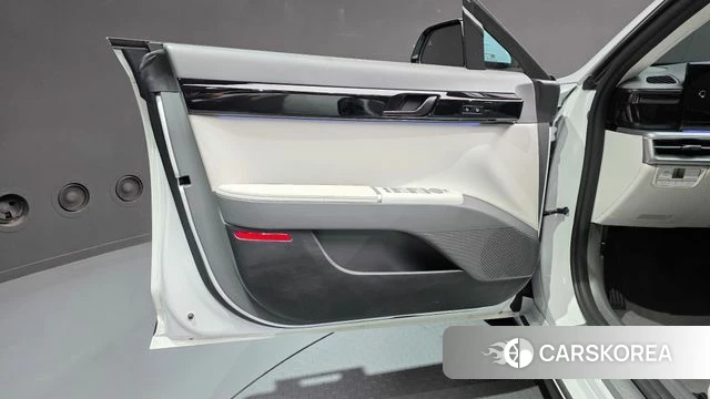 Hyundai Grandeur Hybrid (GN7) id 4579232 из Кореи 16