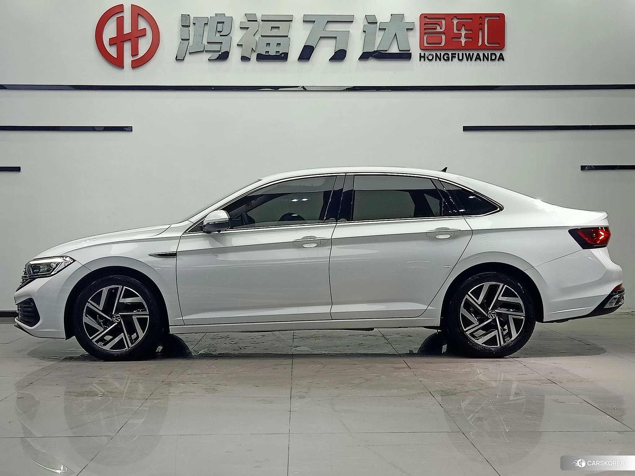 Volkswagen Sagitar id 4498485 из Китая 16