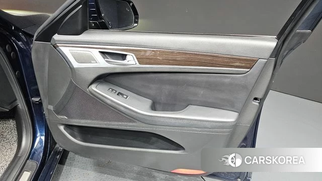 Genesis G80 id 4417217 из Кореи 16