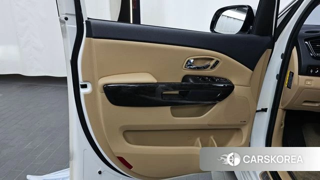 Kia The New Carnival id 4543235 из Кореи 16