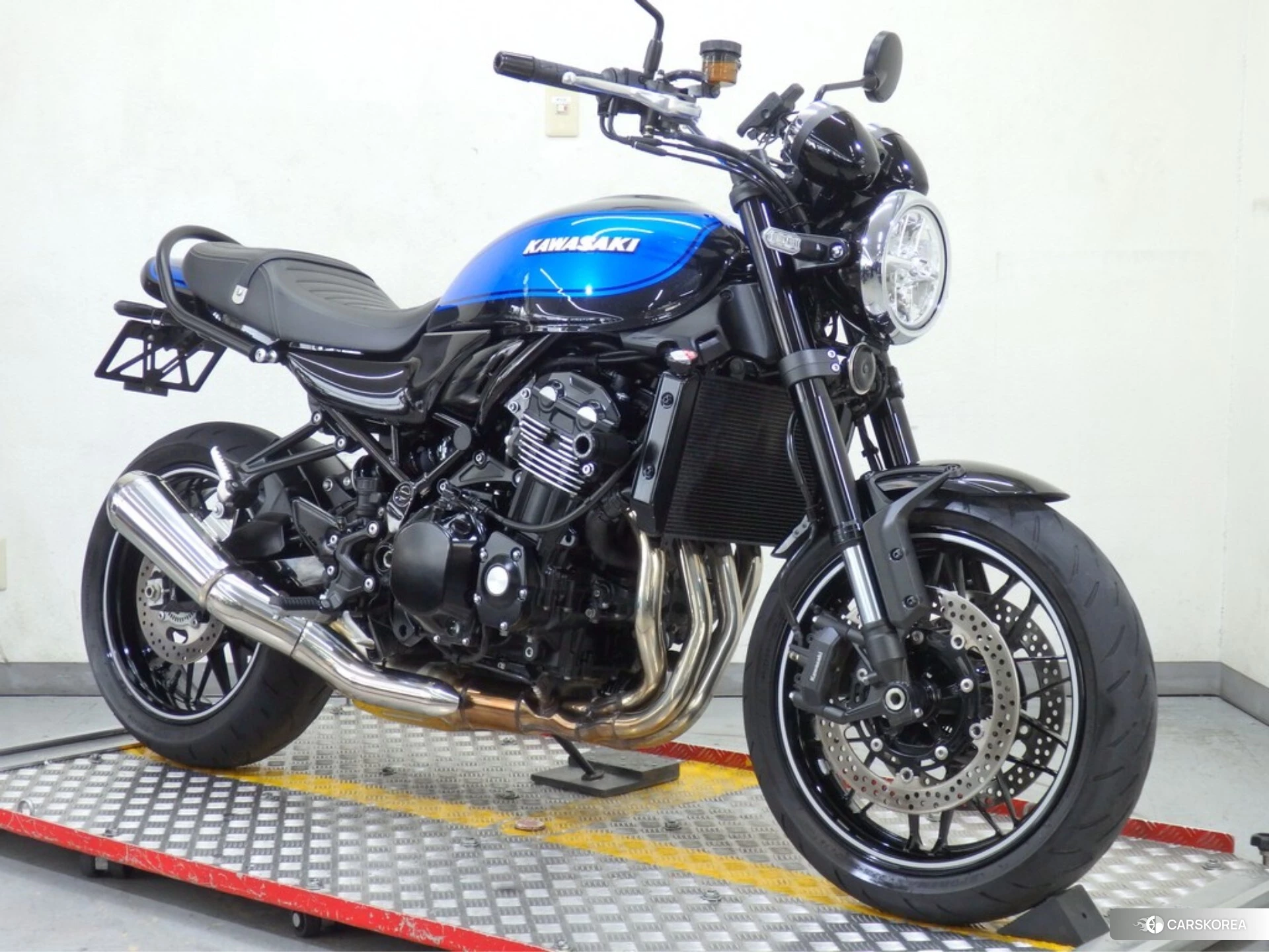 Kawasaki Z900RS id 3950373 из Японии 16