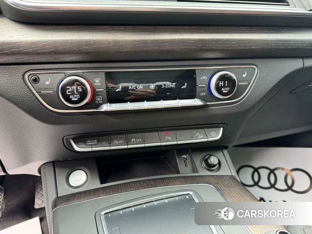 Audi Q5L id 4240112 из Китая 16
