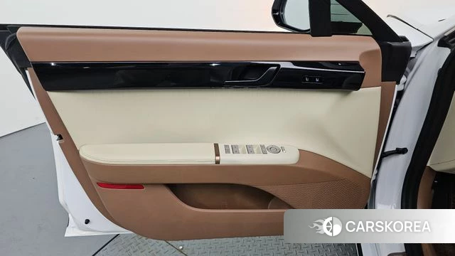 Hyundai Grandeur (GN7) id 4243768 из Кореи 16