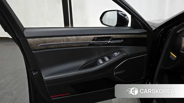 Genesis G90 id 4269084 из Кореи 16