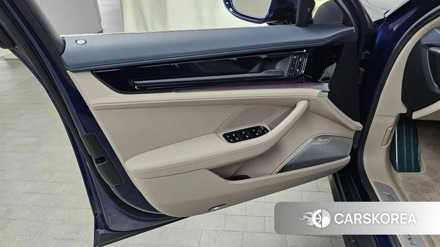 Porsche Panamera (976) id 4565805 из Кореи 16