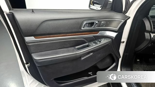 Ford Explorer id 4345498 из Кореи 16