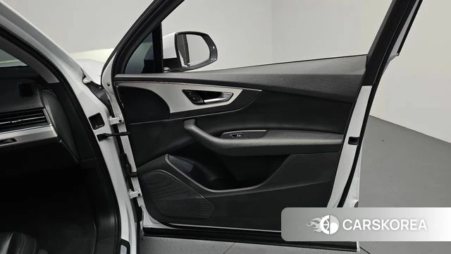 Audi Q7 (4M) id 4477113 из Кореи 16