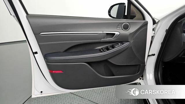 Hyundai Sonata D Edge Hybrid (DN8) id 4880196 из Кореи 16