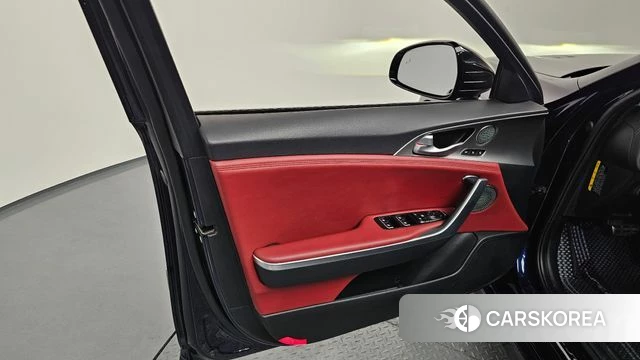 Kia Stinger id 4294621 из Кореи 16