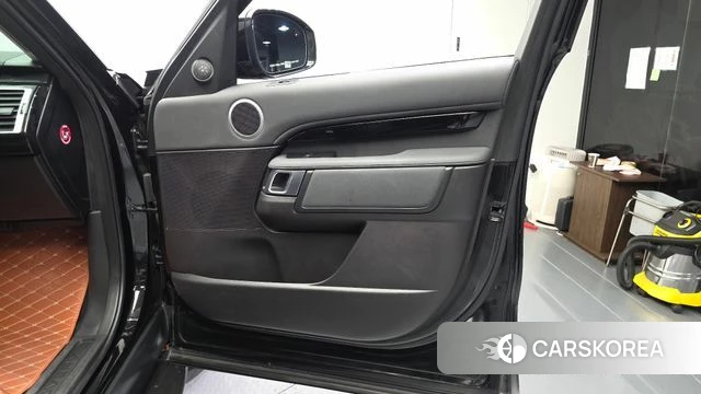 Land Rover Discovery 5 id 4610018 из Кореи 16