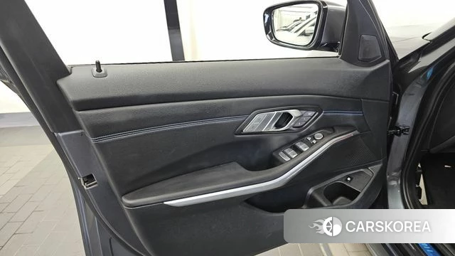 BMW 3 Series (G20) id 4463854 из Кореи 16