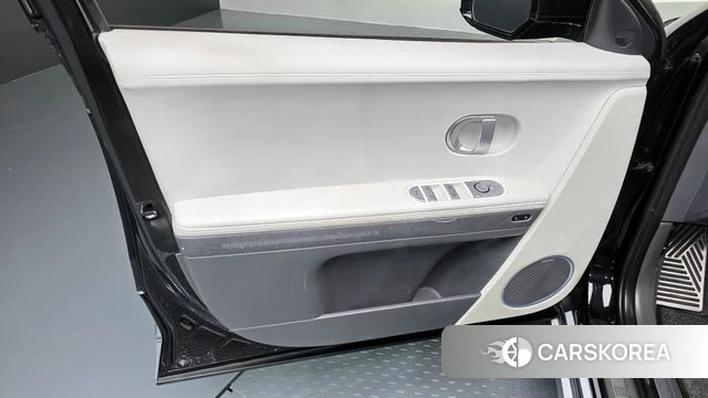 Hyundai Ionic 5 id 4202558 из Кореи 16