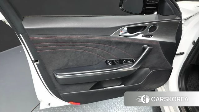 Kia Stinger Meister id 4613834 из Кореи 16