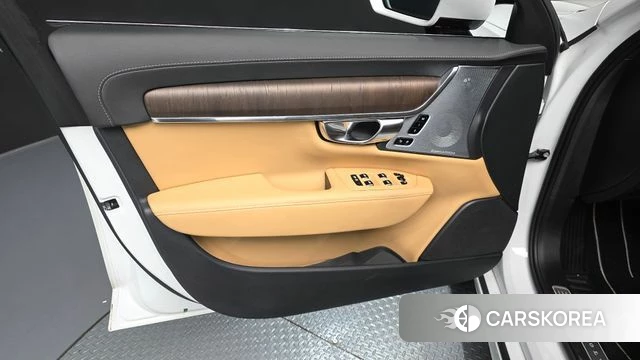 Volvo S90 id 4500511 из Кореи 16