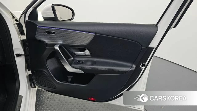 Mercedes-Benz A-Class W177 id 4726800 из Кореи 16
