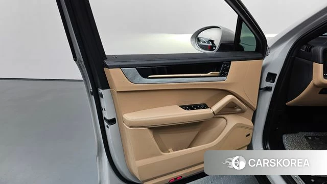 Porsche Cayenne (PO536) id 4528215 из Кореи 16