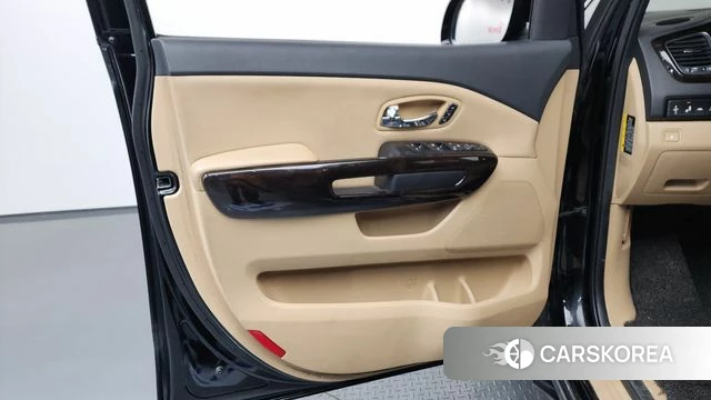 Kia The New Carnival id 4586909 из Кореи 16