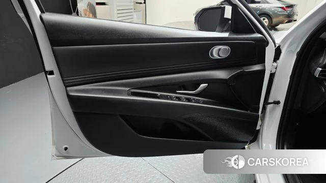 Hyundai Avante Hybrid (CN7) id 4561163 из Кореи 16