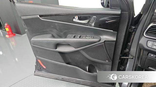 Kia The New Sorento id 4557902 из Кореи 16
