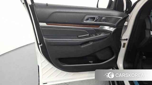 Ford Explorer id 4582153 из Кореи 16