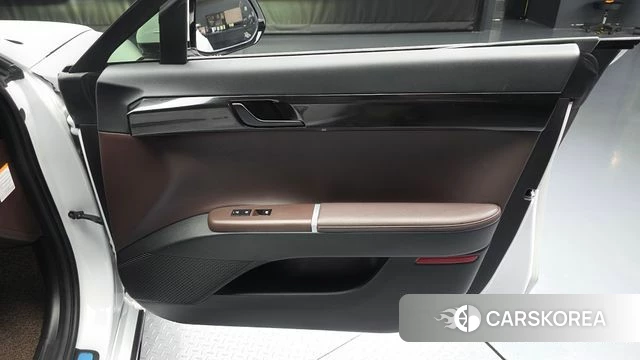 Hyundai Grandeur Hybrid (GN7) id 4540803 из Кореи 16
