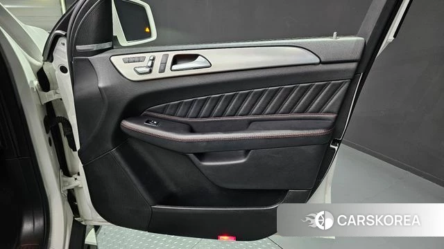 Mercedes-Benz GLE - Class W166 id 4269525 из Кореи 16