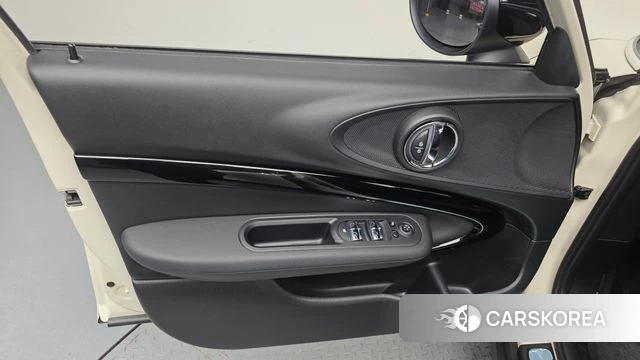 Mini Cooper D Clubman id 4542626 из Кореи 16