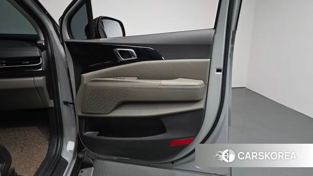 Kia The New Carnival 4th Generation id 4928218 из Кореи 16