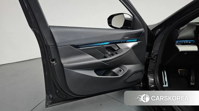 BMW i5 (G60) id 4516321 из Кореи 16