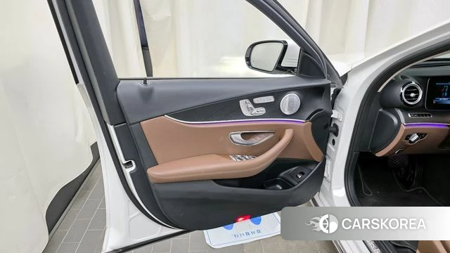 Mercedes-Benz E-Class W213 id 4304652 из Кореи 16