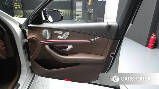 Mercedes-Benz E-Class W213 id 4543585 из Кореи 16