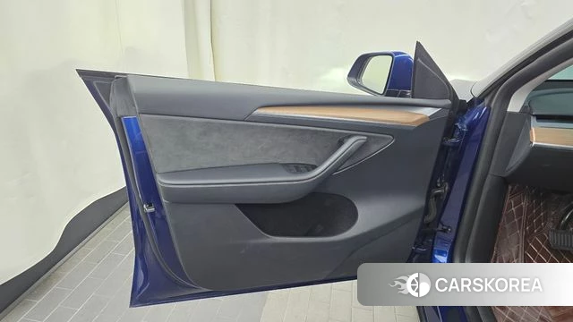 Tesla Model Y id 4533595 из Кореи 16