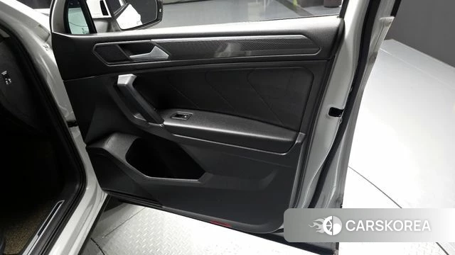Volkswagen Tiguan Allspace id 4232111 из Кореи 16