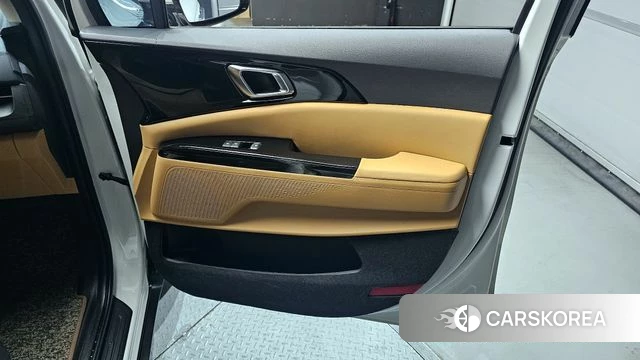 Kia Carnival 4th generation id 4201681 из Кореи 16