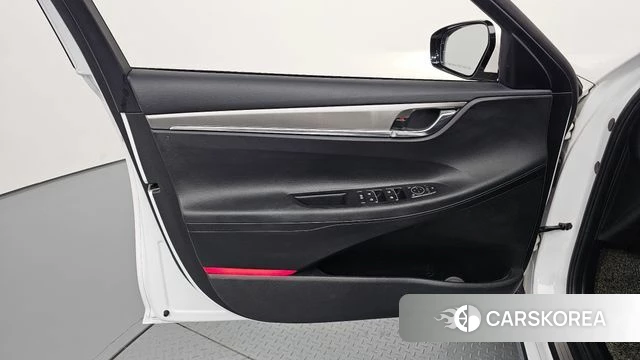 Hyundai The New Grandeur IG Hybrid id 4906356 из Кореи 16