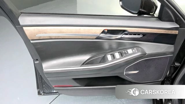 Genesis G90 id 4310716 из Кореи 16