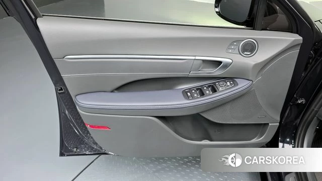 Hyundai Sonata D Edge Hybrid (DN8) id 4421262 из Кореи 16