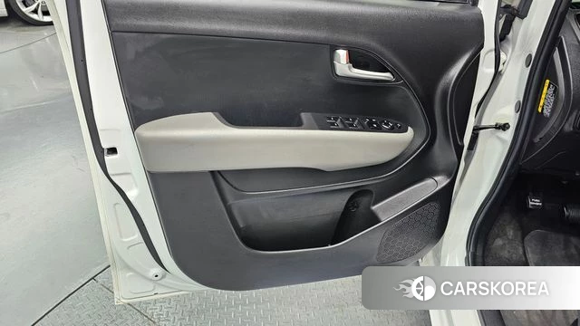 Kia The New Kia Ray id 4585312 из Кореи 16
