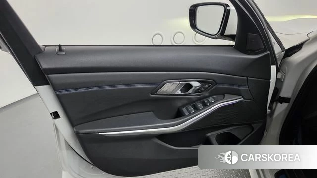 BMW 3 Series (G20) id 4779697 из Кореи 16