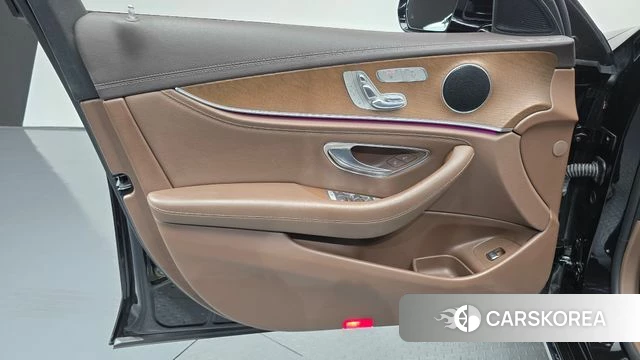 Mercedes-Benz E-Class W213 id 4717596 из Кореи 16