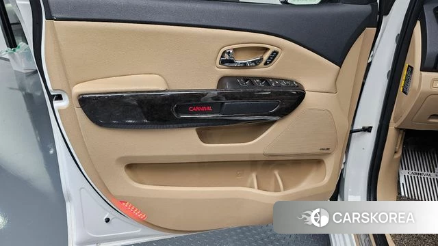 Kia The New Carnival id 4836812 из Кореи 16