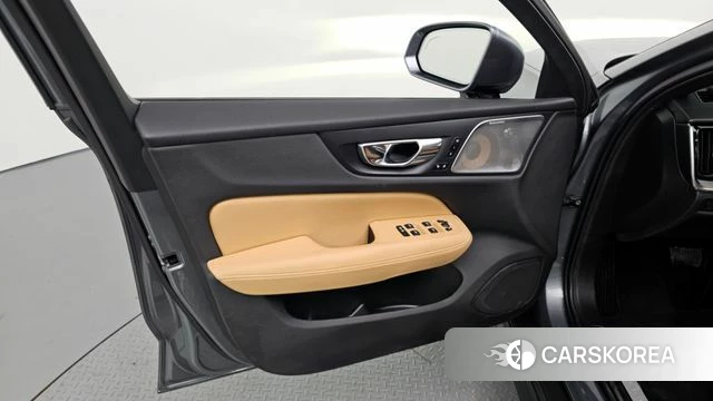 Volvo V60 Cross-Country 2nd Generation id 4446439 из Кореи 16