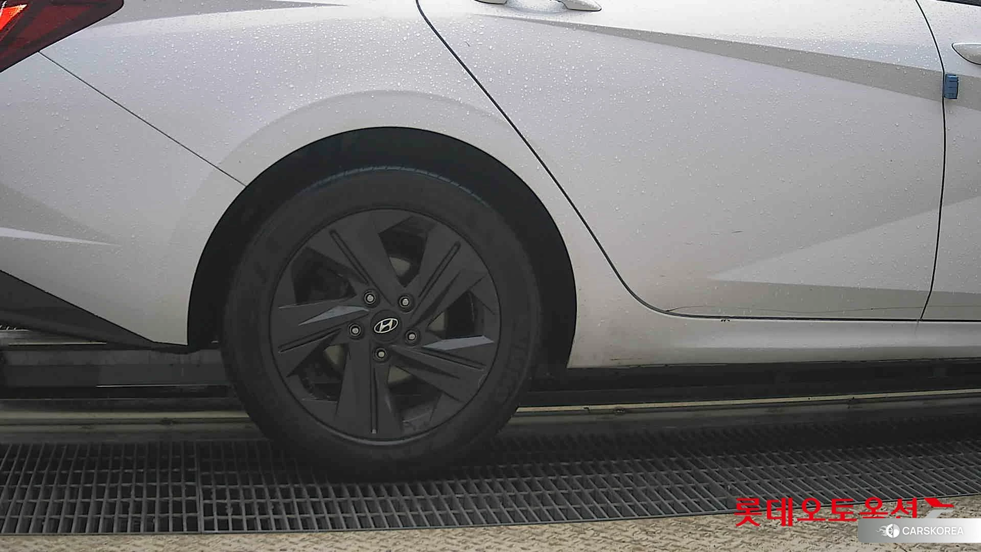 Hyundai Avante Hybrid id 4352318 из Кореи 16