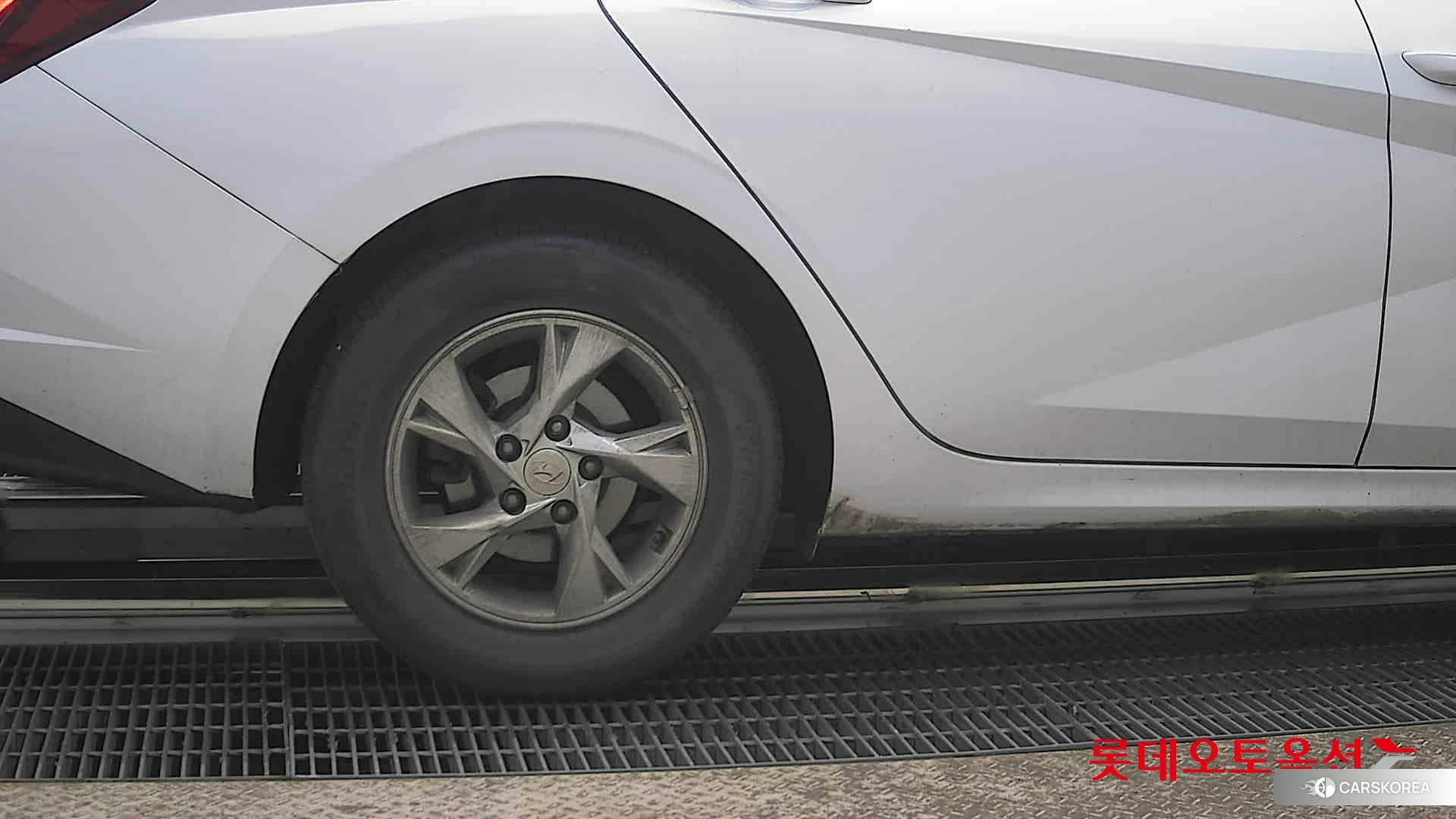 Hyundai Avante id 3869298 из Кореи 16