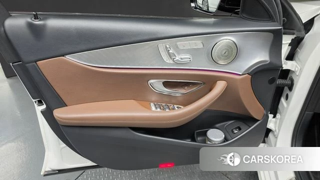 Mercedes-Benz E-Class W213 id 4736967 из Кореи 16